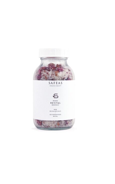 Rosen-Badesalz mit getrockneten Rosenblüten, für entspannende Wellness-Bäder